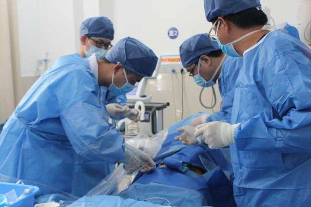 爱情命运号女主角，爱情命运号女主角叫什么名字（她23岁和刘德华\