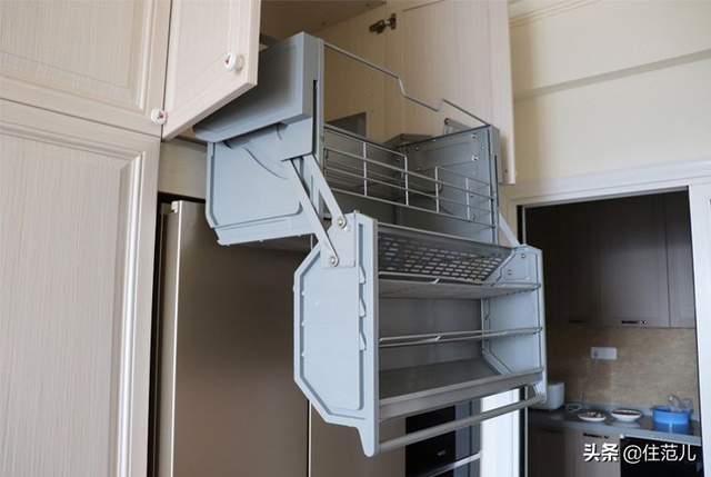 8寸盘子直径是多少厘米，八寸盘子直径多少厘米（厨房不够大，明明是你家橱柜有）