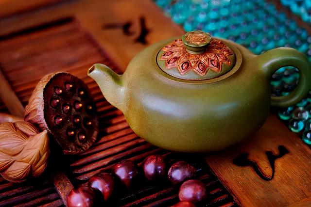 何日归家洗客袍，回家的诗句古诗（十首最为回味的古诗词）