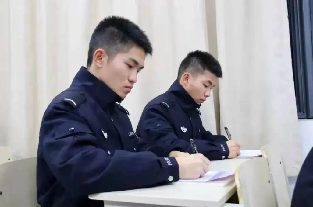 司法警官高等职业学校镇江（面向）
