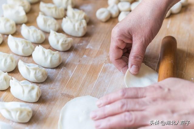 大年三十的风俗是什么，大年三十的风俗是什么意思（8大习俗要遵守）