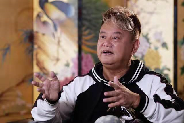 陈百祥陈百强，陈百强和陈百祥不仅只差“一个字”（与周星驰飙戏的“贱男鼻祖”）