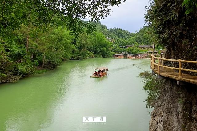 黔东南小七孔旅游攻略，不只是一座古桥<二游荔波>