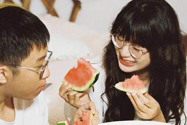 男人分手越久越想复合，男人分手越久越想复合的心态（重新激发男人复合欲）