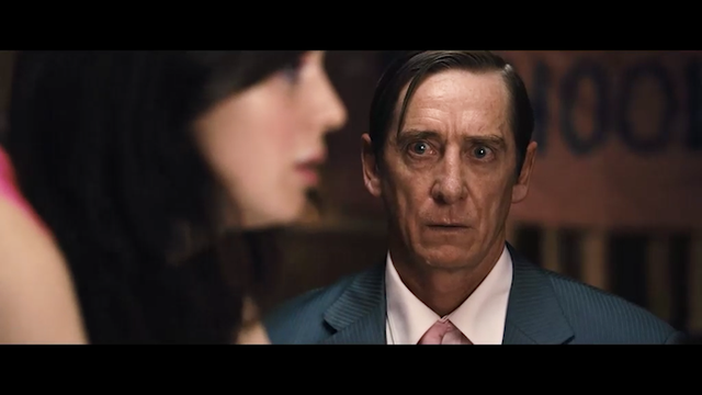 舞幽壑之潜蛟泣孤舟之嫠妇，《前赤壁赋》中引起“舞幽壑之潜蛟,泣孤舟之嫠妇”的是（将人性的肮脏扒的一丝不剩）