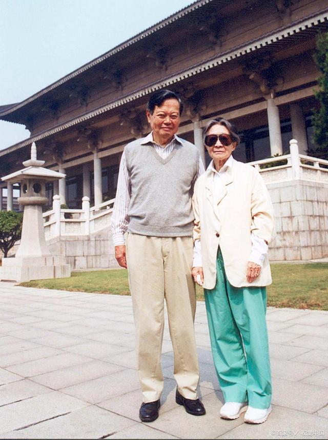 杨振宁的儿子简介，比肩爱因斯坦的杨振宁