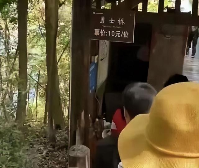 去趟庐山花费上千？李白来了都要破产，原来这才是庐山真面目？