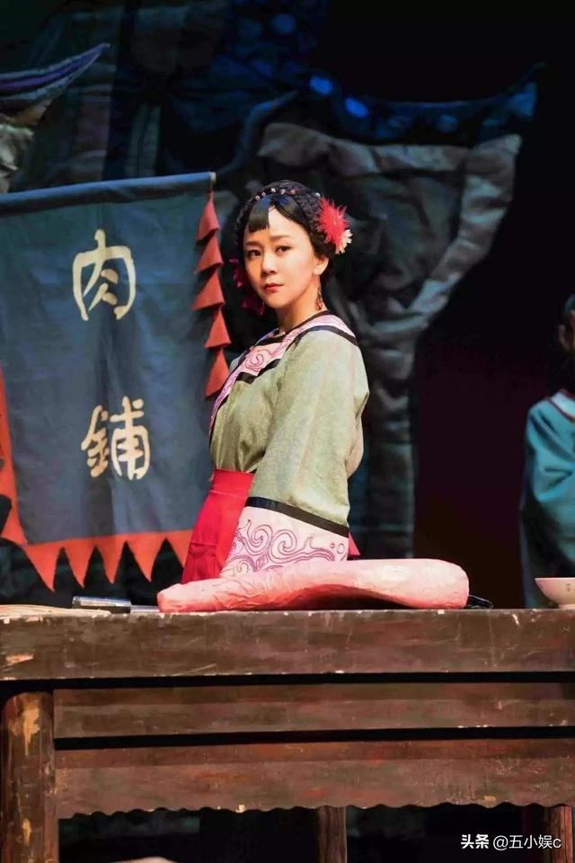 演过情深深雨蒙蒙中的陆尔豪，出道22年终于凭《谢谢你医生》火了
