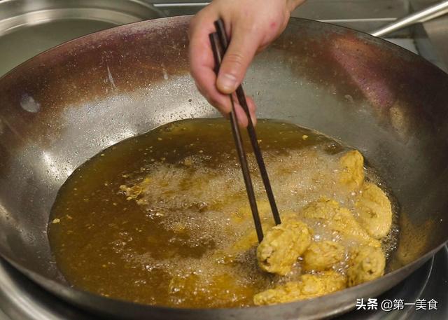 鸡翅怎么烧好吃又简单，鸡翅的简单做法好吃又好学（四种鸡翅简单好做的吃法）