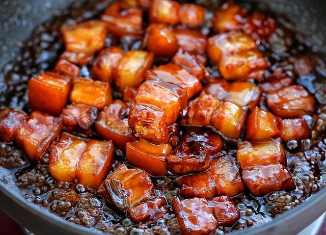 炖肉的做法，炖肉的做法视频（猪肉软烂入味又解馋）