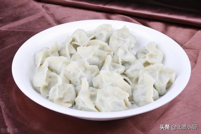 小年吃什么，腊月二十三或二十四小年吃什么（吃8样传统美食）