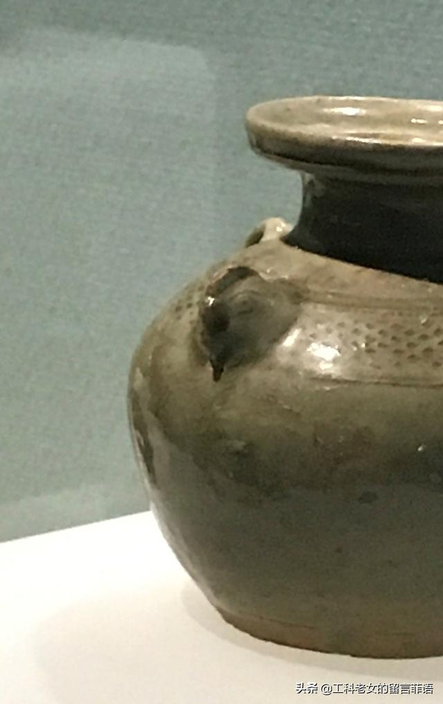 青瓷莲花尊是什么朝代的，青瓷莲花尊是什么朝代的瓷器（湖北省博：两晋和南朝时期）