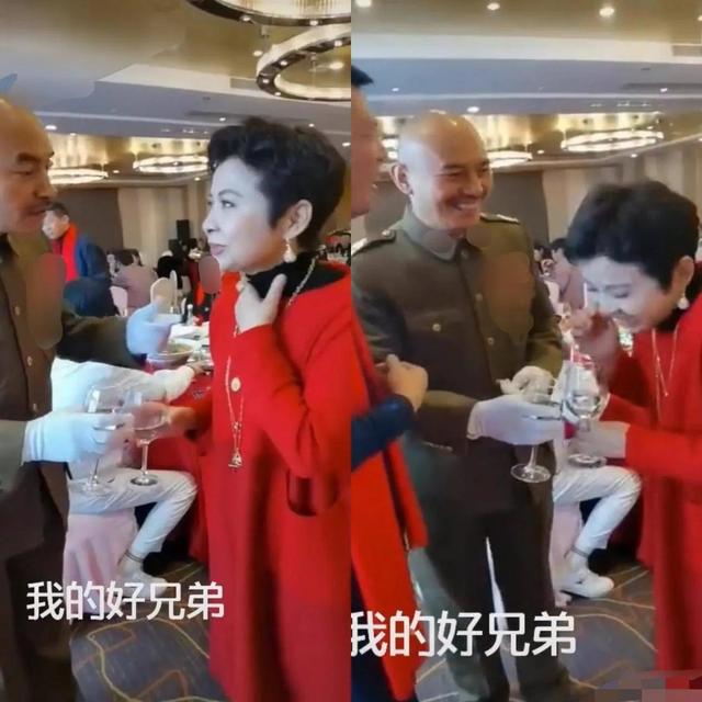 董文华今年多大岁现状如何，60岁的董文华穿棕色外套