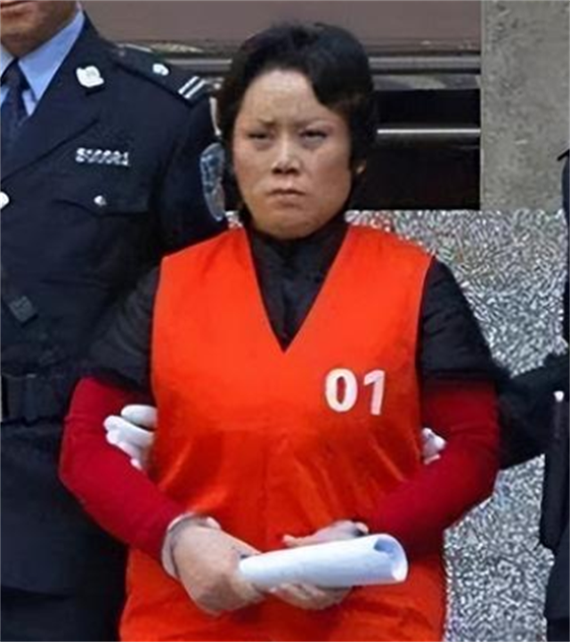 重庆黑老大谢才萍，石艳萍案（重庆“黑帮教母”谢才萍）