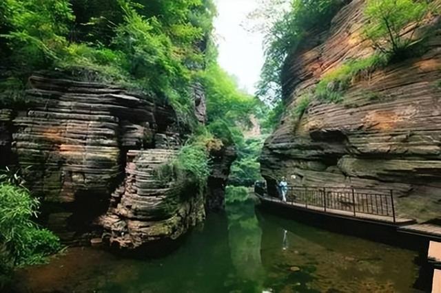 洛阳龙潭大峡谷，洛阳到龙潭大峡谷攻略个人经验（河南一景点“被迫关门”）