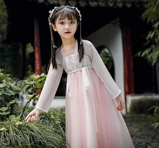 双生花，双生花电视剧（聊斋故事：双生花图片）