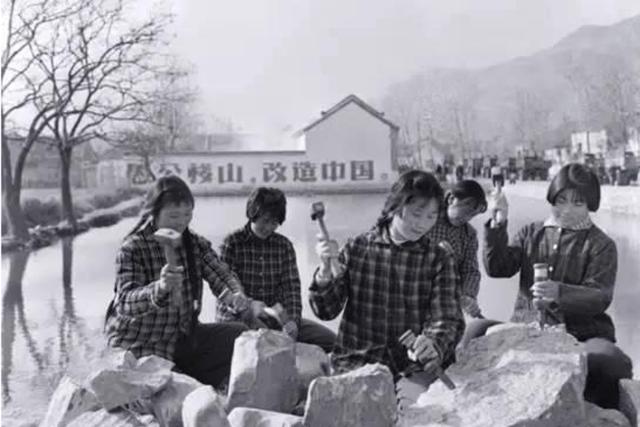 大锅饭什么意思，网红说的大锅饭是什么意思（吃“大锅饭”的年代你还记得不）