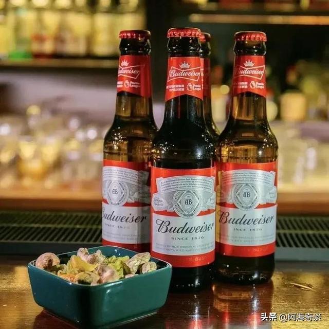 喜力啤酒属于什么档次，喜力啤酒是什么档次（工业啤酒是什么时候开始流行的）