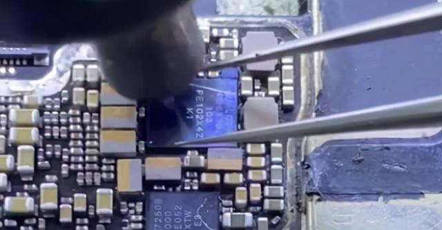 手机进水黑屏但有反应，手机进水屏幕黑了但是有反应怎么了（红米note9进水不显示）