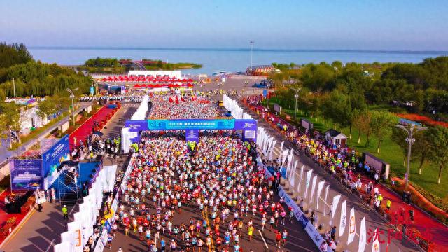 沈阳“康马”吸引5000名选手驰骋卧龙湖