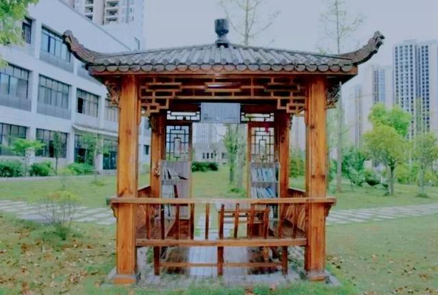 遵义市第四中学，遵义四中录取分数线2022（是学子们读书的好地方）