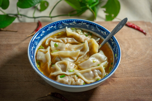 农历10月初一，阴历十月初一是什么节（农历十月初一是寒衣节）