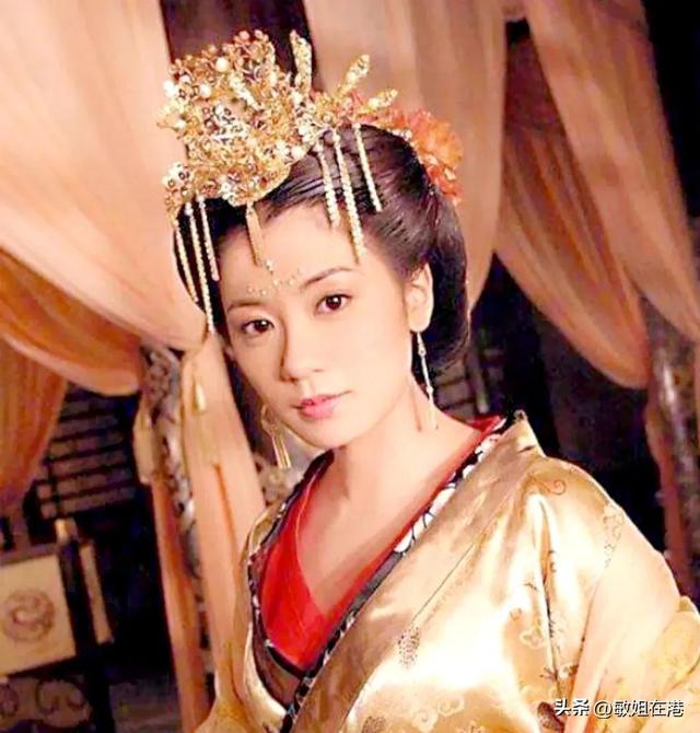 贾静雯惊艳古装造型，太美了