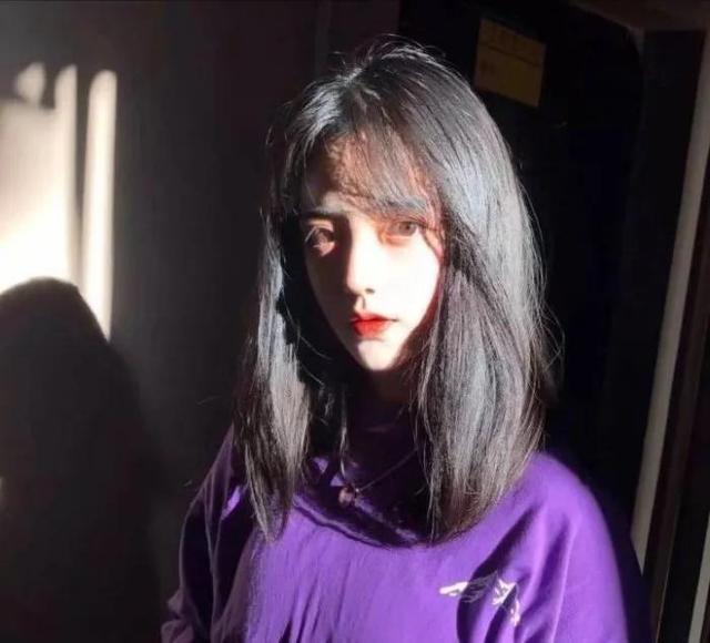 紫色系男生头像微信，紫色系男生头像（今天和喜欢的人见面了吗）