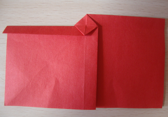 怎么用纸剪花朵，怎么用纸剪花朵视频（玫瑰花的折法）