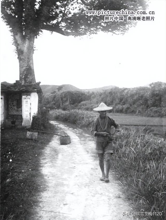 土地庙对联加横批7字，土地庙宇对联七字（旧时的土地庙及其对联）