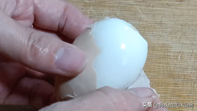 猪脚姜醋用什么醋，猪脚姜用哪种醋（广东百年名菜猪脚姜）