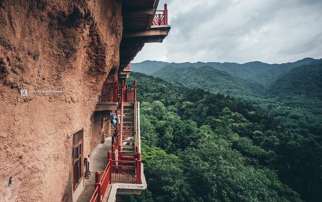 世界最险的山在哪，世界上最危险的山是哪座山（90度垂直崖壁险过悬空寺）