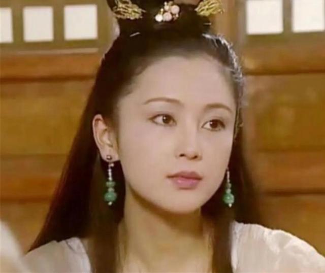 貂蝉历史上真的存在吗，三国演义扭曲了多少历史（古代“四大美女”之一的貂蝉）