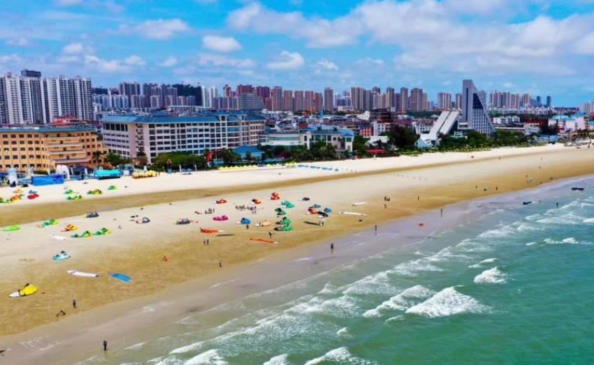 桂林冬天冷吗(桂林10月份天气适合旅游吗)