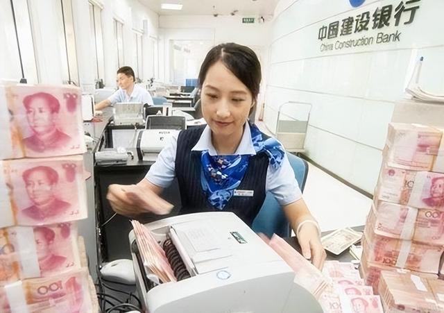 银行存1000万一年利息多少，银行利息10万一年多少钱（想要每月利息达到1000元）