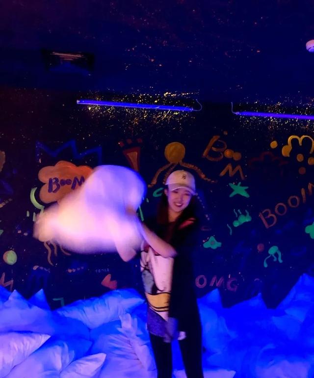 解压馆为什么火了 年轻人有多需要解压，解压馆为什么火了（赚钱并没有那么简单）