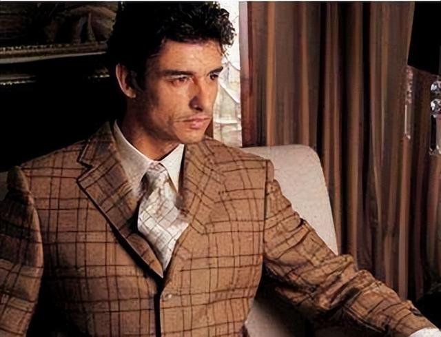 高智商的人说话特点，高智商的女生说话特点（常常会有这些特点：特别孤傲）