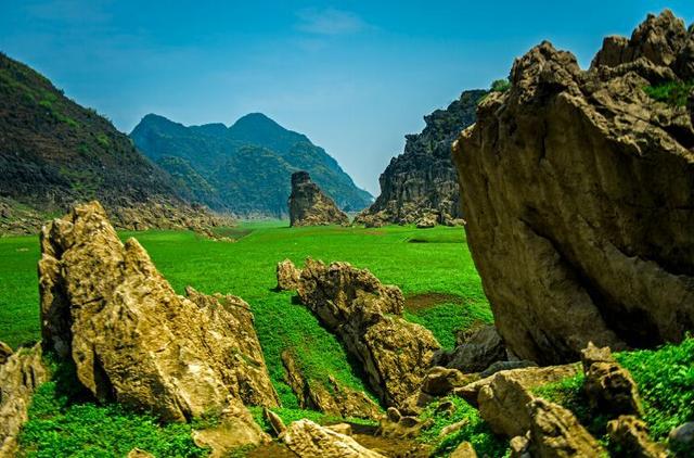 贵州旅游十大景点，贵州旅游十大景点排名千户苗寨（贵州十大冷门景点）