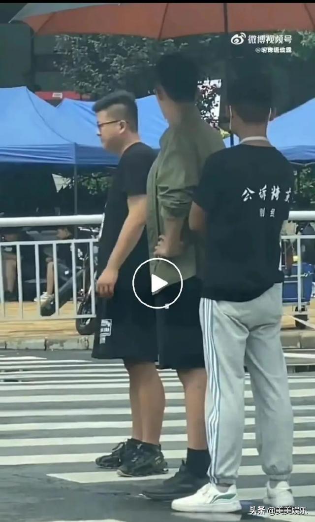 迪丽热巴首次公布恋情(迪丽热巴首次公布恋情肖战)
