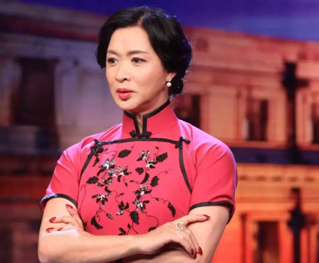 金星是哪里人，金星有人吗（金星：领过3次结婚证）