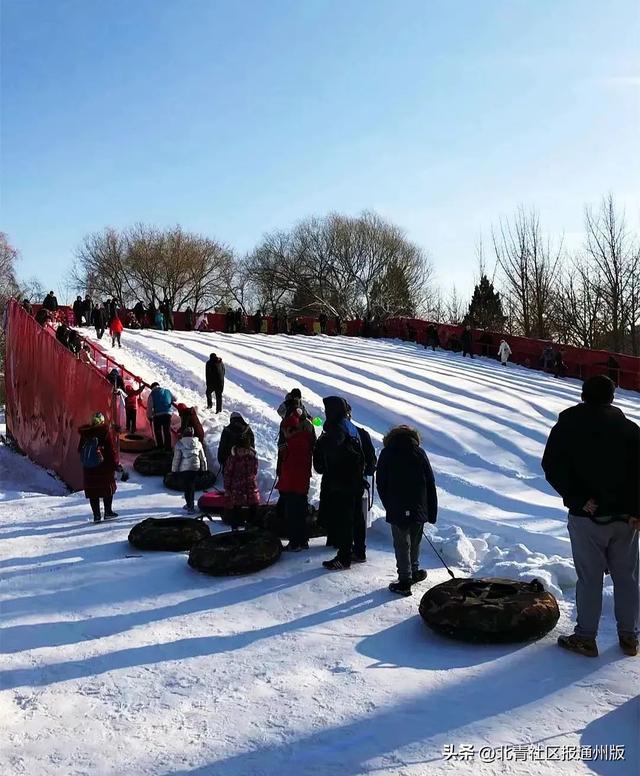 北京晚上好玩的地方，北京晚上适合去哪玩（逛庙会、看冰灯、玩雪季...在北京过年会玩的都来这里了）