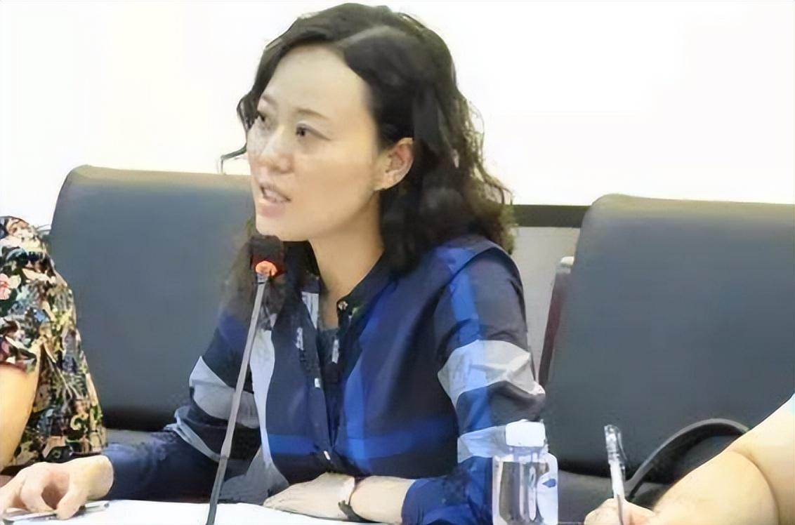 上海钓鱼执法女被捅死(上海高颜值主任金英丽) - 去钓鱼