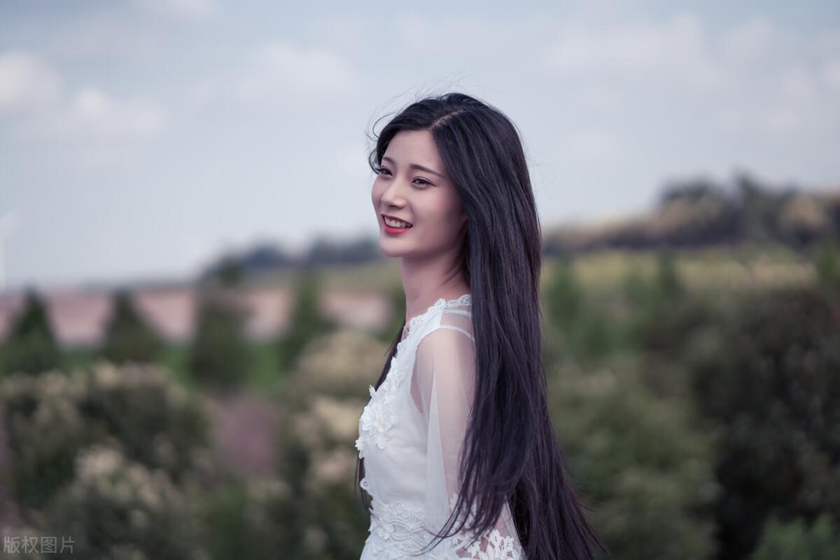 学校男生喜欢你的表现（男人喜欢你）