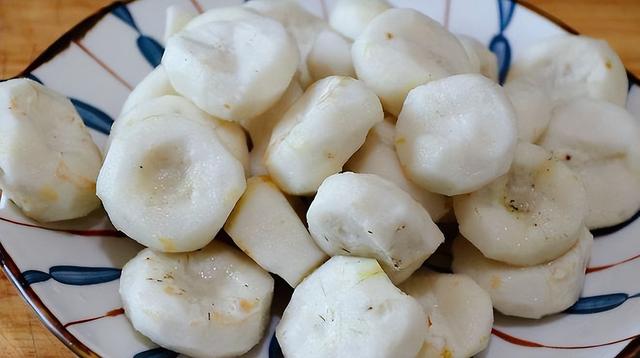 马蹄粉的功效与作用，马蹄粉有什么作用呢（建议中老年人：少吃米面主食）