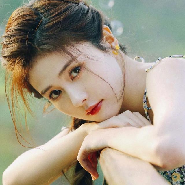 绝美.女图，微信头像，绝美.女图（头像：今日绝美好看的微信头像）