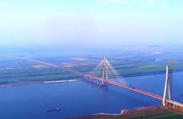 长江全长约多少千米，长江全长多少千米（湖北投资约38.5亿）