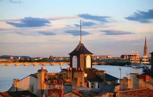 法国有什么特产，法国有什么特产好吃（盘点去法国旅行必去的八大景点）