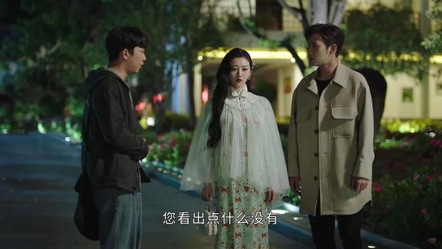 赤伞（司藤赤伞），千年赤伞为何败给了才精变百年的司藤