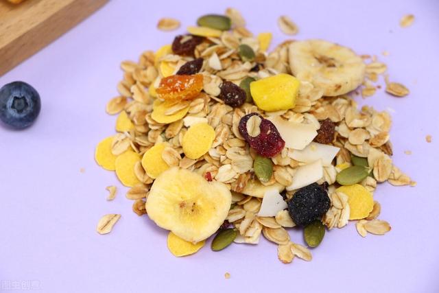 吃燕麦怎么吃，吃燕麦怎么吃减肥（常吃燕麦有这3点好处）