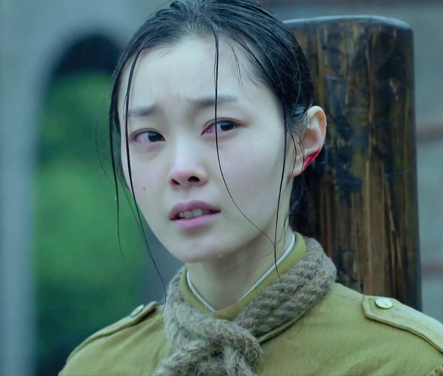 伪装者王天风是好是坏，《伪装者》王天风是什么身份（才懂王天风为何要吃“黑寡妇”于曼丽嘴里的糖）